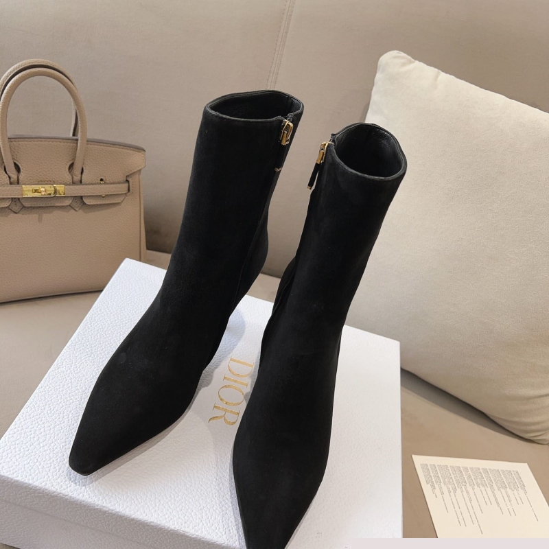 ch**an D*or boots
